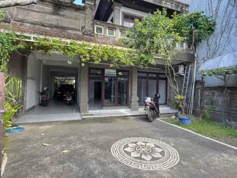 Disewakan bangunan ex office 1