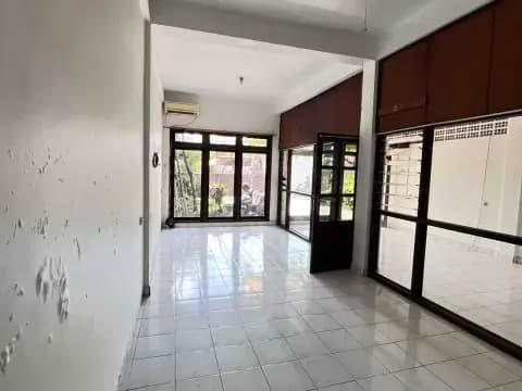 Disewakan bangunan ex office 4