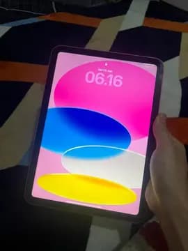 iPad Gen 11 Pink Mulus, BH 99%, FREE Keyboard Case 1