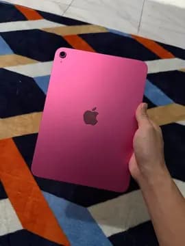 iPad Gen 11 Pink Mulus, BH 99%, FREE Keyboard Case 3