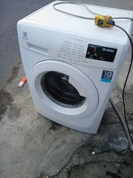 Mesin cuci otomatis kap 8 kg merk elextrolux 1