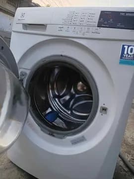 Mesin cuci otomatis kap 8 kg merk elextrolux 2