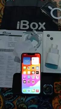 Dijual iPhone 13 128GB - IBOX (All Operator) 3