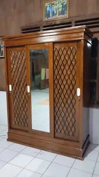 Dijual Lemari Sliding 3 Pintu - Kayu Jati 2