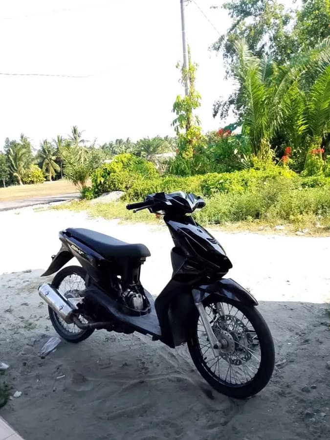 Honda Beat Karbu Hitam 2012 Murah! 4,5 Juta aja